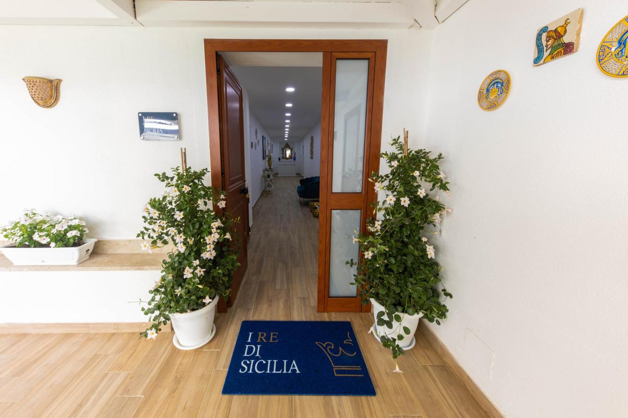 I Re Di Sicilia 2 Appartement Palermo Buitenkant foto